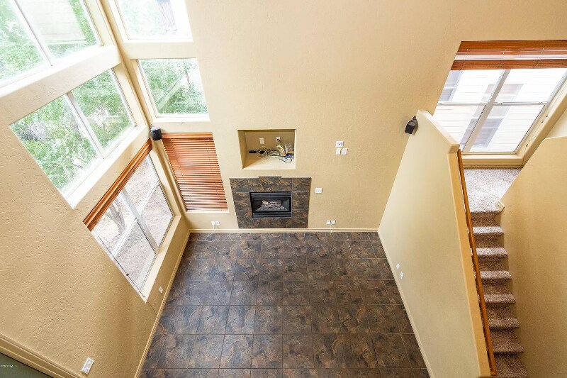 Building Photo - 1284 E Makayla Way