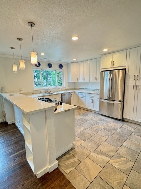 Building Photo - 80 Greenway Dr