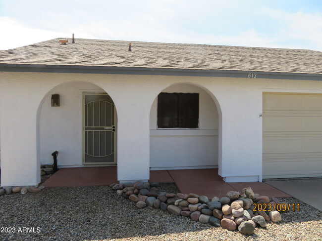 Building Photo - 613 W Westcott Dr