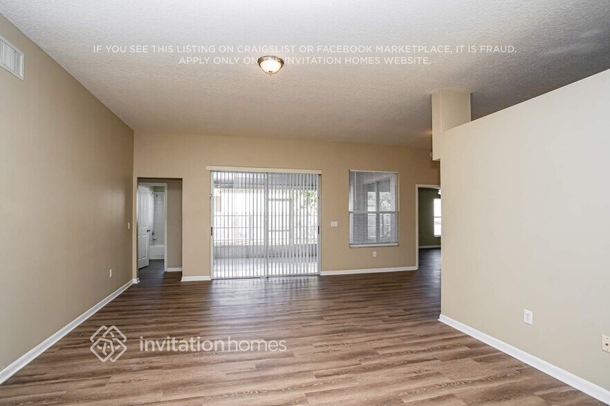 Building Photo - 2025 Bell Ranch St