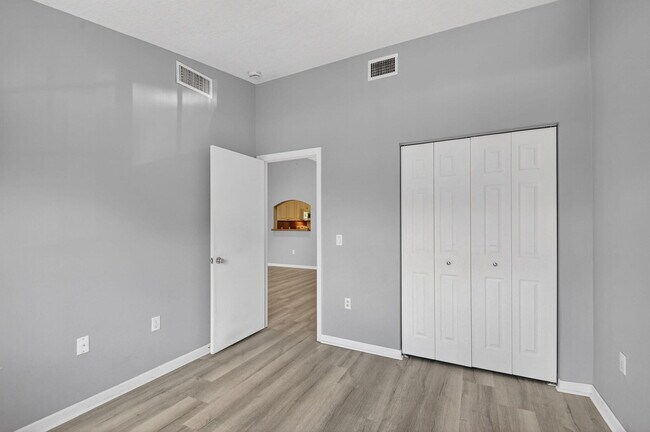 Building Photo - 3790 N Jog Rd