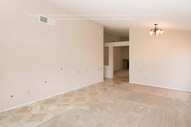 Building Photo - 6256 Small Point Dr