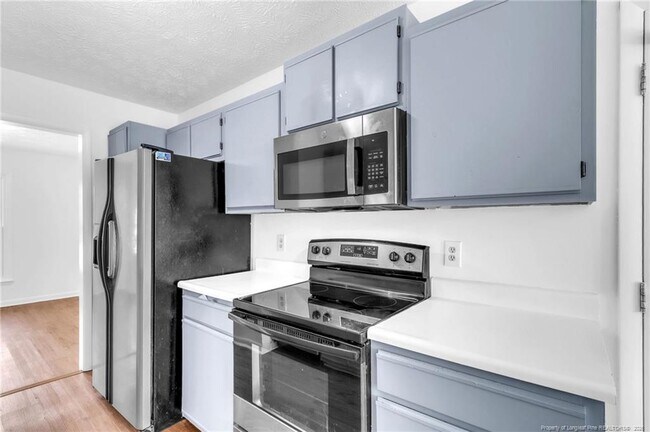 Building Photo - 7241 Avila Dr