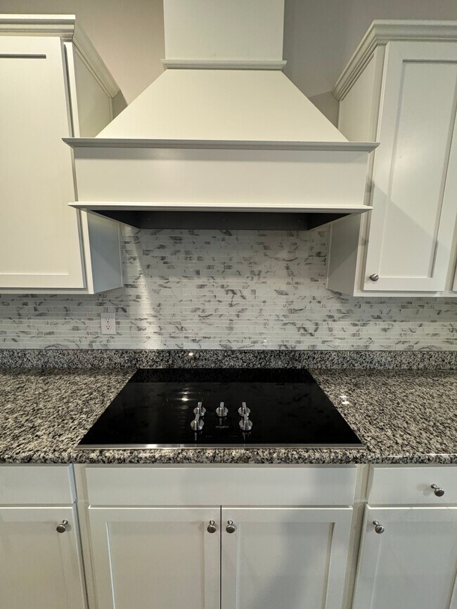 Building Photo - 3533 Sailfish Dr