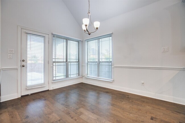 Building Photo - 13940 Steadman Dr