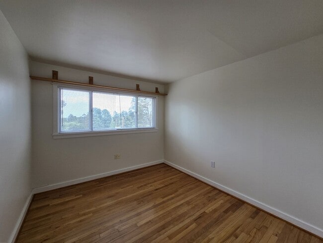 Building Photo - 2205 45th St