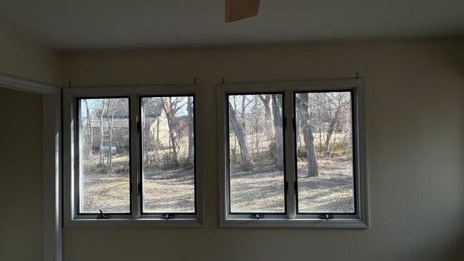 Building Photo - 155 Seymour Ave