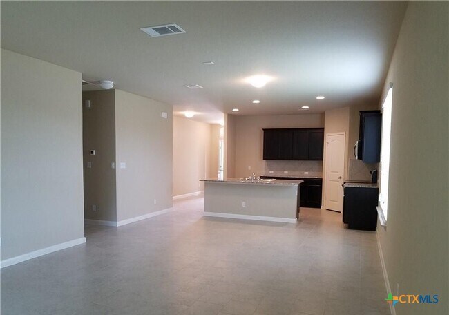 Building Photo - 2037 Flintshire Dr