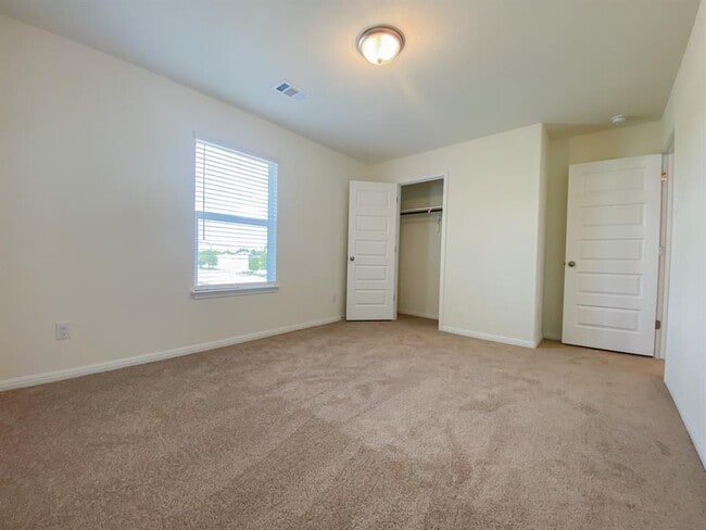 Building Photo - 12010 Corsicana Trl