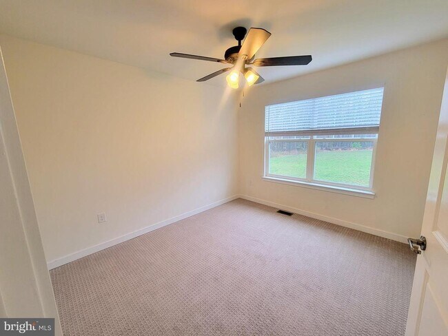 Building Photo - 1842 Boulder Dr