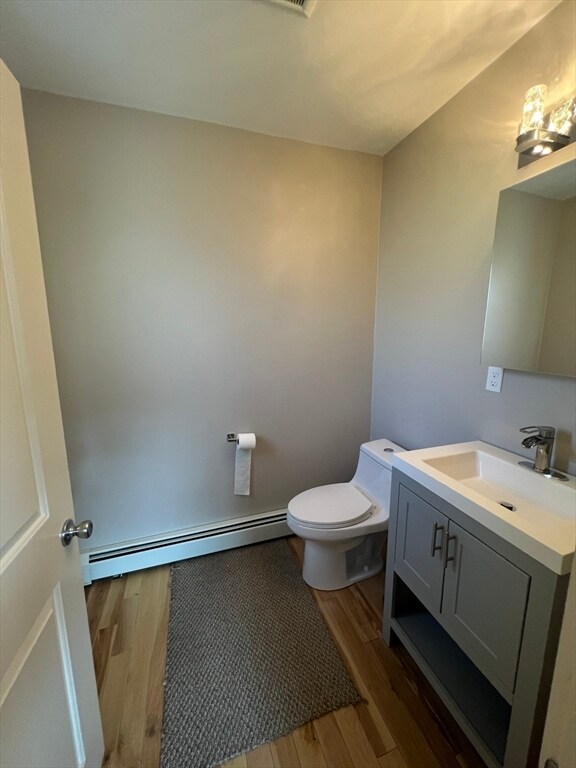 Building Photo - 39 Snow St