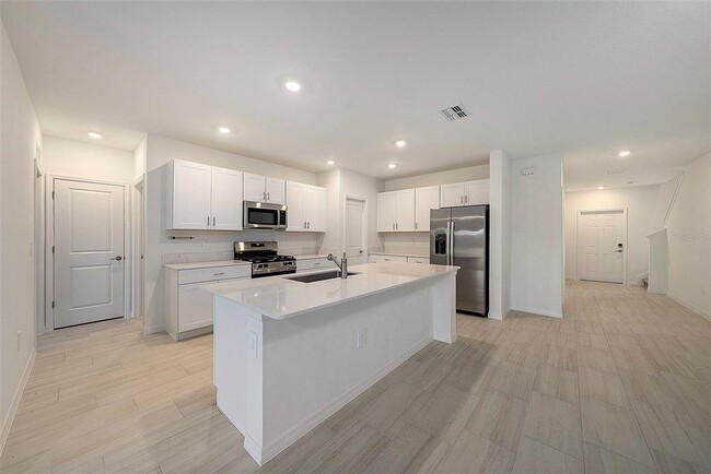 Building Photo - 35233 Gravelly Dr