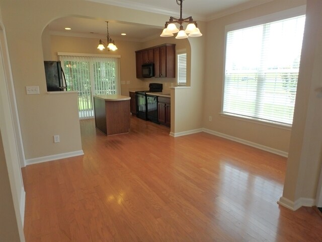 Building Photo - 101 Marino Pl