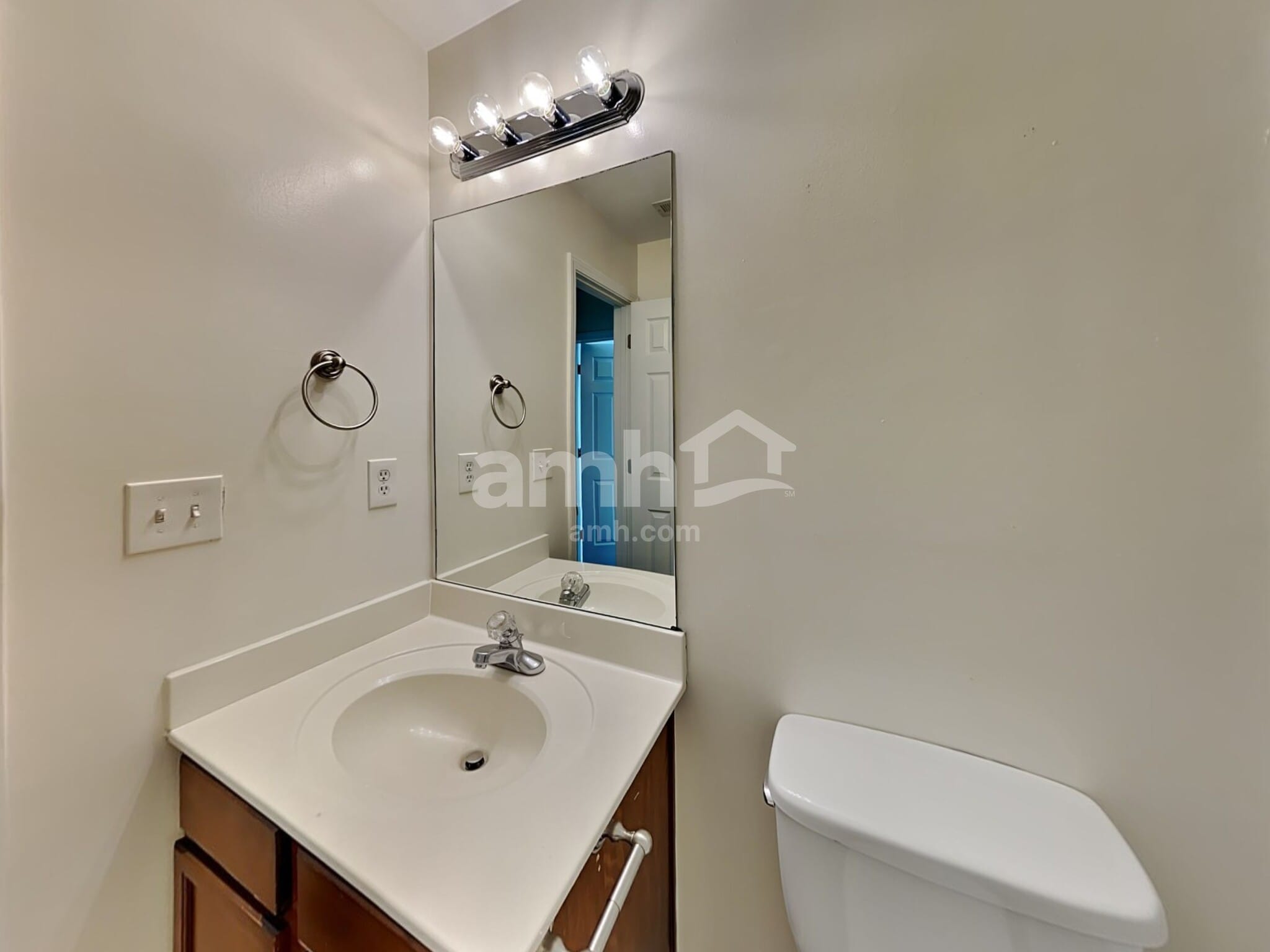 Building Photo - 3805 Hawk Tail Drive