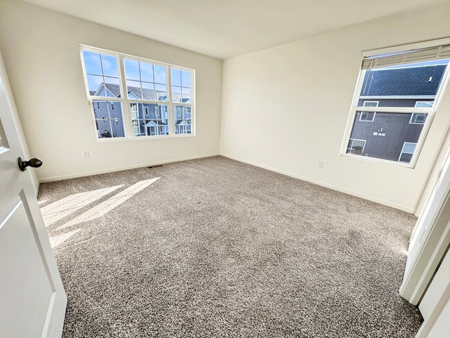 Building Photo - 2241 Sassafras Wy