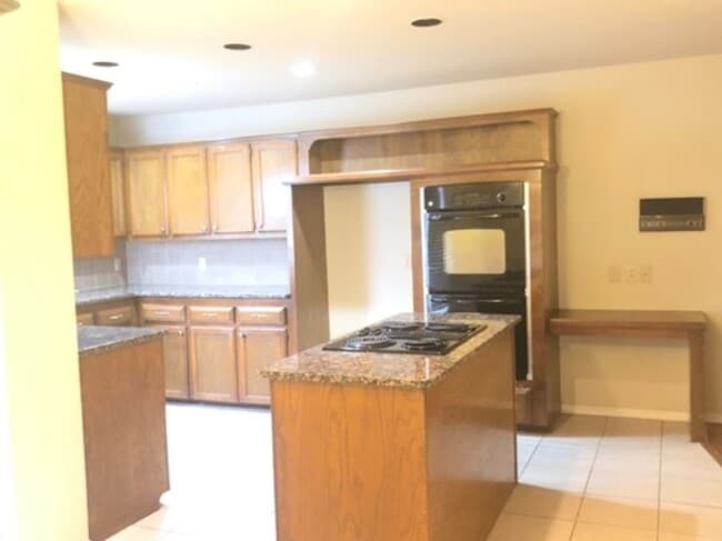 Building Photo - Spacious home for a Great Price! Edmond Schools