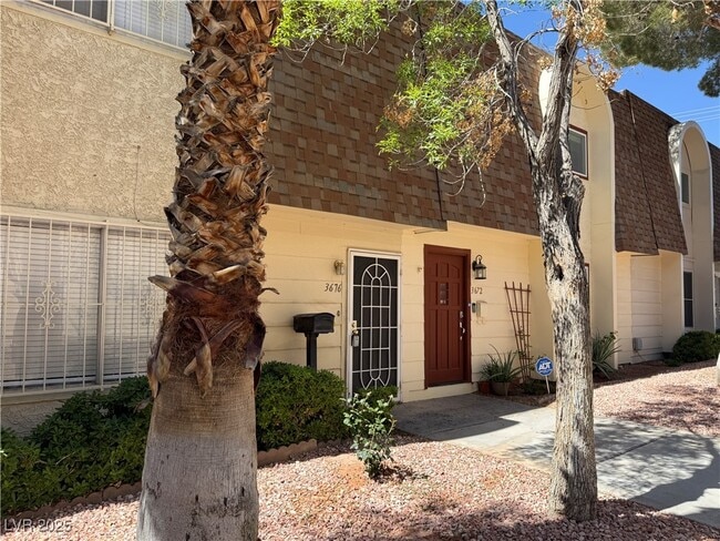 Primary Photo - 3676 S Garden Dr
