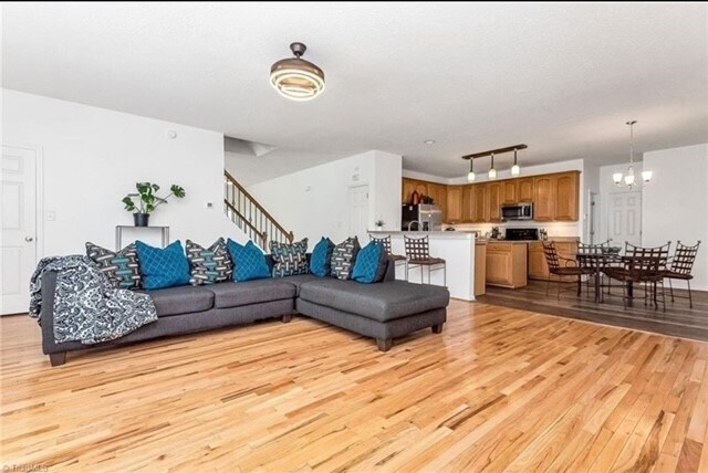 Building Photo - 1105 Scarlett Dr