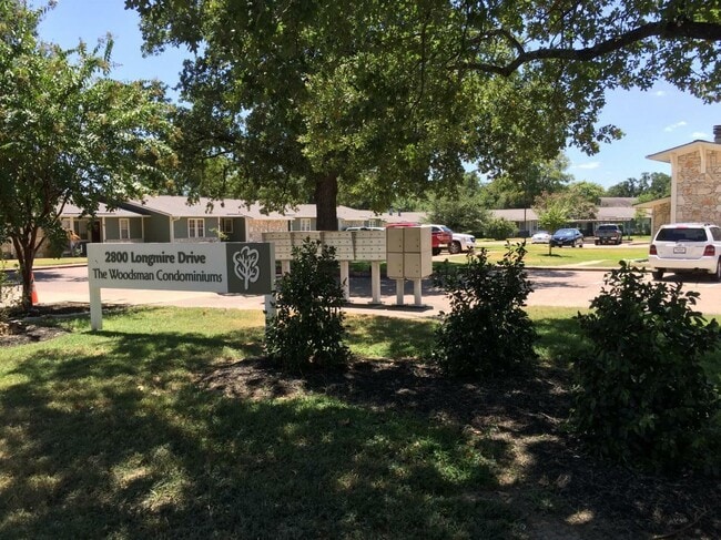 Building Photo - 2800 Longmire Dr