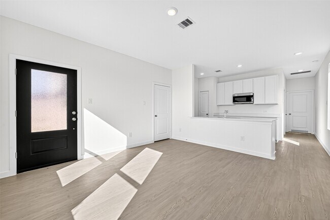 Building Photo - 16214 Texas Flatland Way