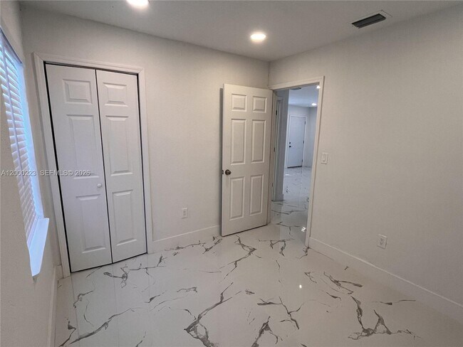 Building Photo - 2481 NW 154th St