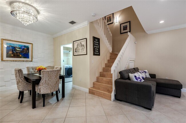 Building Photo - 1275 Yellowheart Way