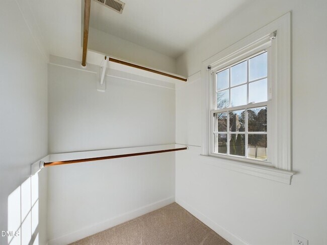 Building Photo - 4624 Forest Highland Dr