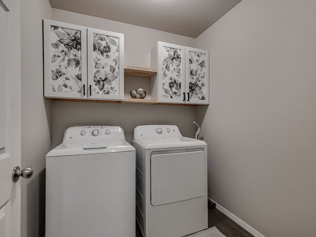 Building Photo - 313 Foxtrot Ter