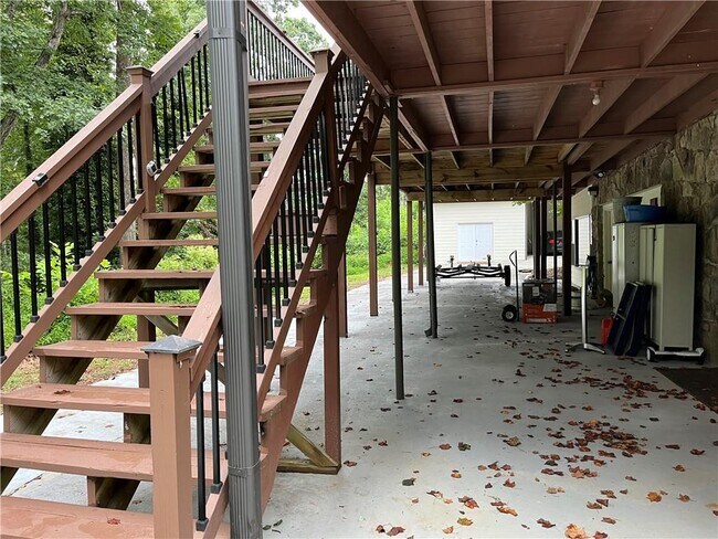 Building Photo - 6115 Reives Rd