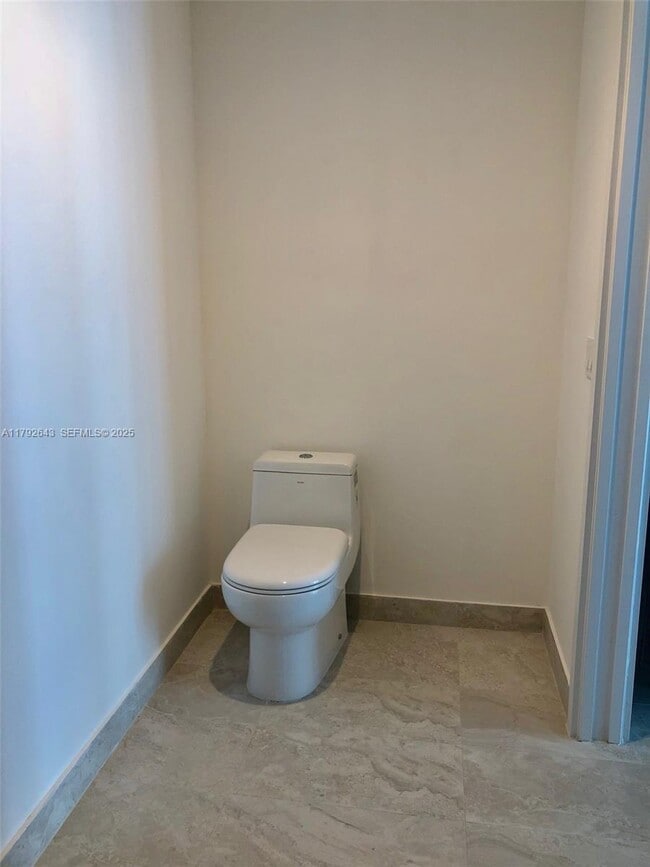 Building Photo - 488 NE 18th St