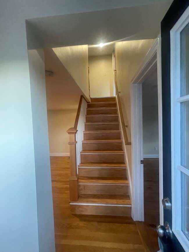 Staircase to upstairs - 14 South St