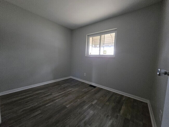 Building Photo - 3823 Iberis Ave