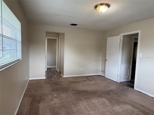 Building Photo - 134 Glendale Dr