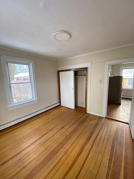 Building Photo - 5 Lynch St