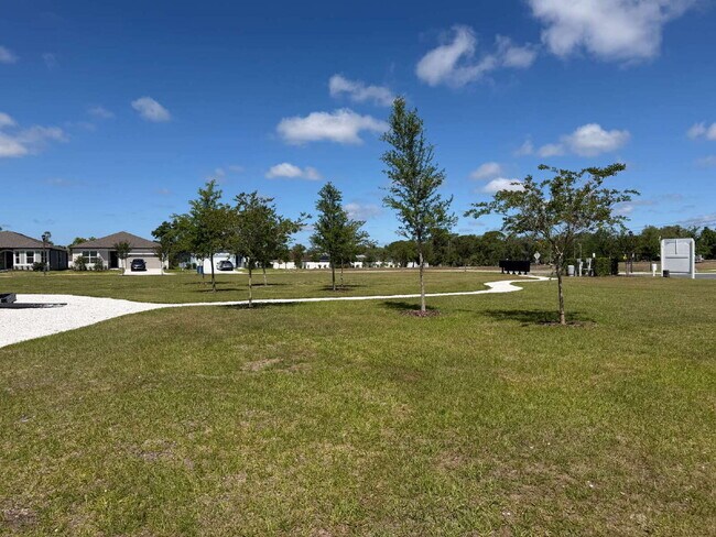 Building Photo - 3973 Big Sky Dr