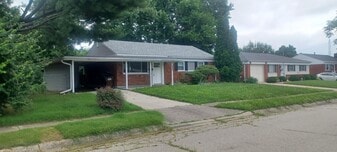 Building Photo - 157 W Goodman Dr