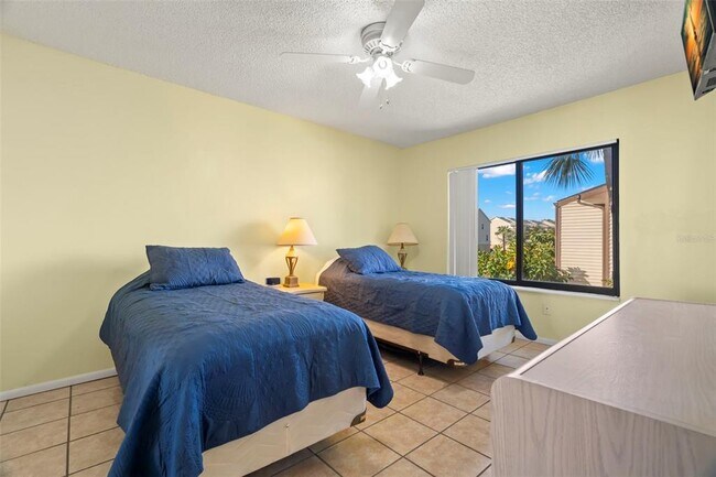 Building Photo - 412 Moorings Cove Dr