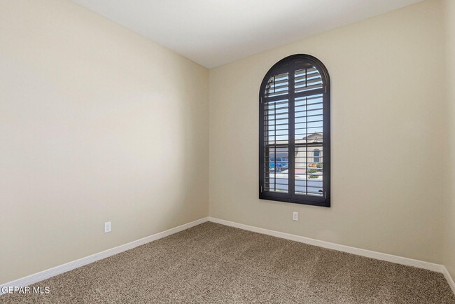 Building Photo - 2157 Honour Point Pl