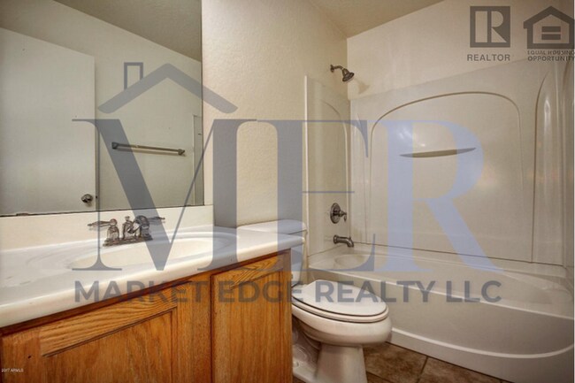 Building Photo - 3Bed/2Bath House in Buckeye! JOIN THE WAIT...