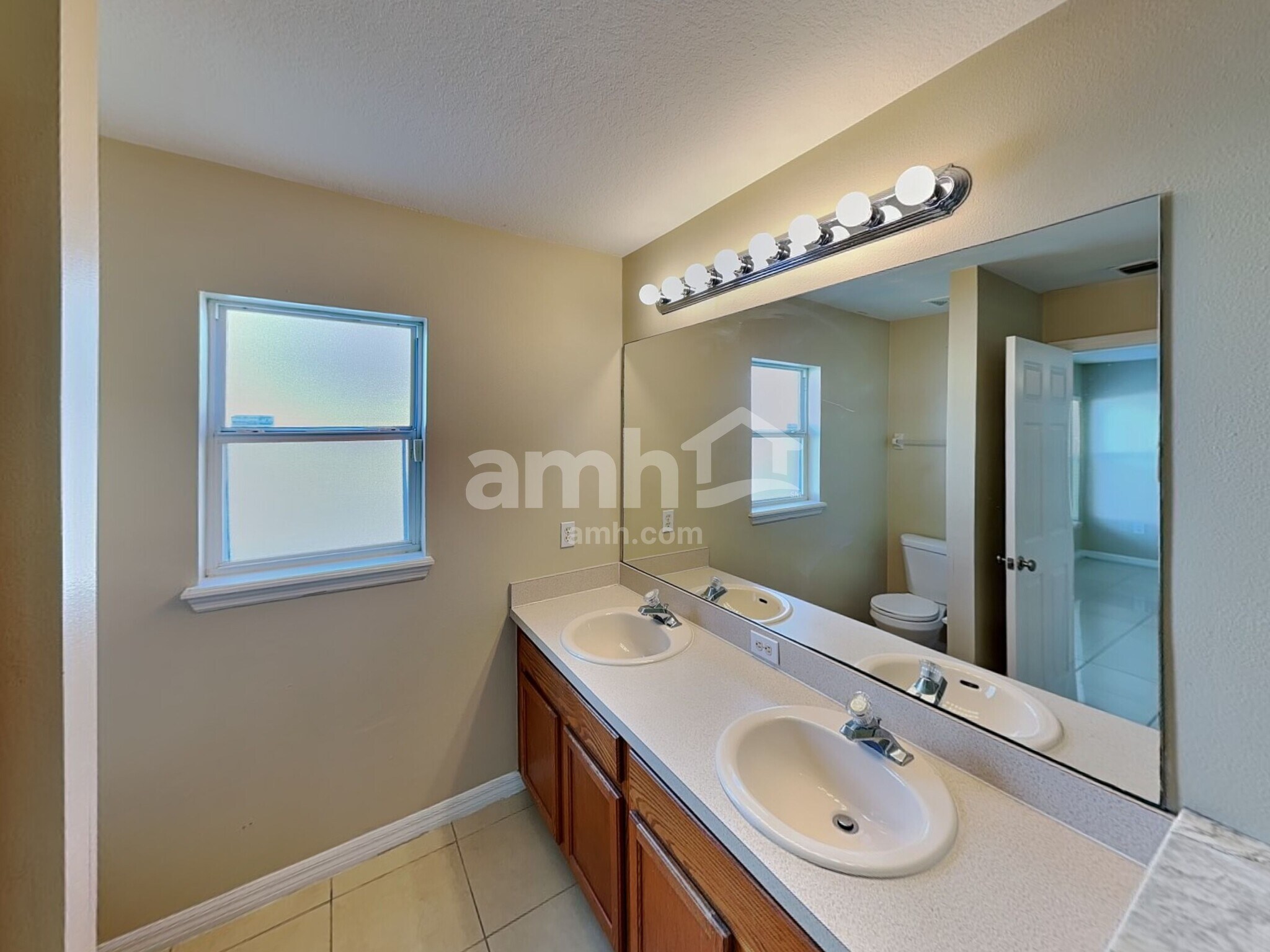 Building Photo - 2809 Sherbrook Ct