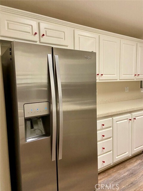 Building Photo - 2445 Helen Rd