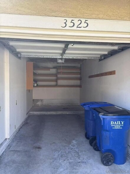 Building Photo - 3525 Caminito Carmel Landing