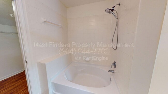 Building Photo - 5663 Greenland Rd