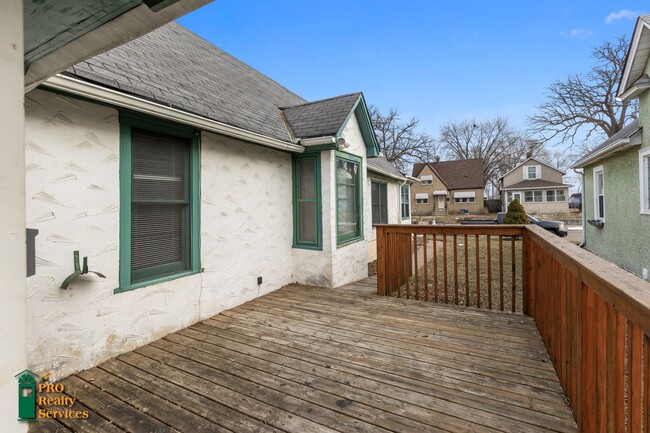 Building Photo - 3 Bedroom Home in South Saint Paul