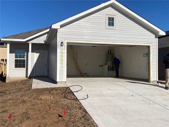 Building Photo - 3508 Lodgepole Dr