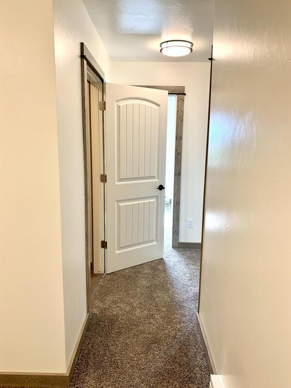 Building Photo - 3355 Blackbird Wy