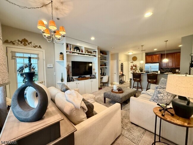 Building Photo - 6209 Brookhaven Court
