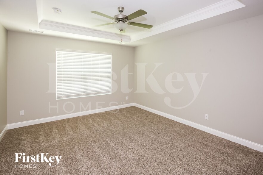Building Photo - 9520 Blue Knoll Ct