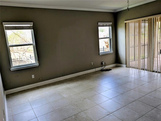 Building Photo - 538 Westchester Hills Ln