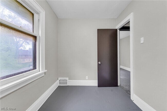 Building Photo - 1144 E 145th St